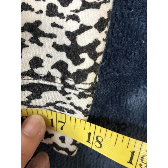 Athleta Long Sleeve Balance Printed Pullover Knit Top Size XS (C12) - Picture 8 of 10